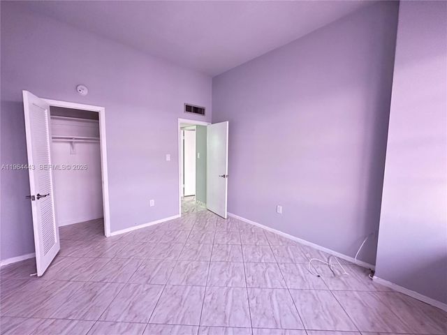 18051 Biscayne Boulevard PH05, Aventura, FL 33160