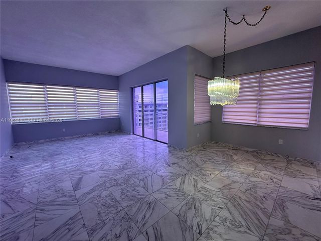 18051 Biscayne Boulevard PH05, Aventura, FL 33160