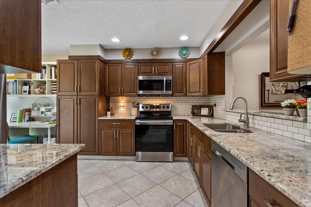 391 WINCHESTER PLACE, Longwood, FL 32779
