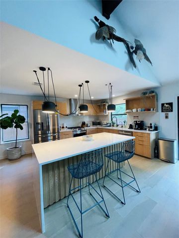 8418 Seminary Ridge DR, Austin, TX 78745