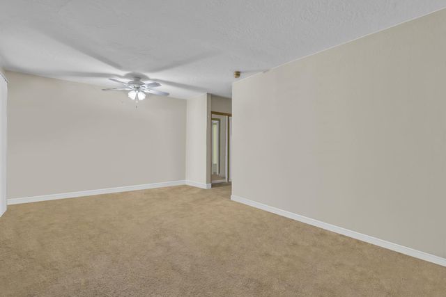 5729 Dewey Dr, Fair Oaks, CA 95628