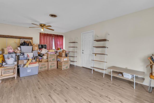 5729 Dewey Dr, Fair Oaks, CA 95628