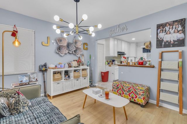 5729 Dewey Dr, Fair Oaks, CA 95628