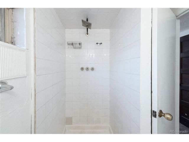 6902 Ralston Rd, Arvada, CO 80002