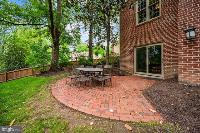 1507 NIGHT SHADE CT, Vienna, VA 22182