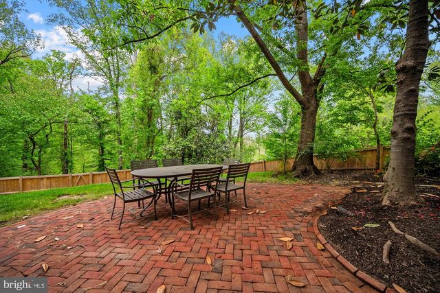 1507 NIGHT SHADE CT, Vienna, VA 22182