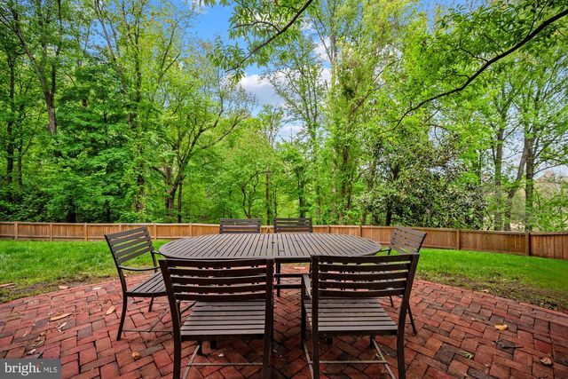 1507 NIGHT SHADE CT, Vienna, VA 22182