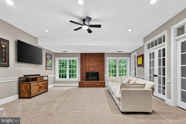 1507 NIGHT SHADE CT, Vienna, VA 22182