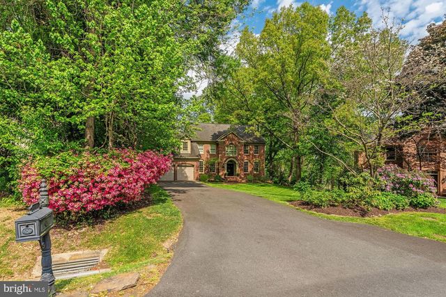 1507 NIGHT SHADE CT, Vienna, VA 22182