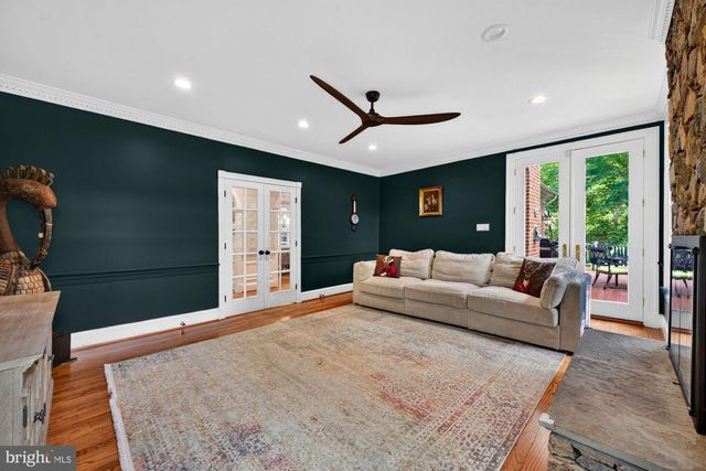 1507 NIGHT SHADE CT, Vienna, VA 22182