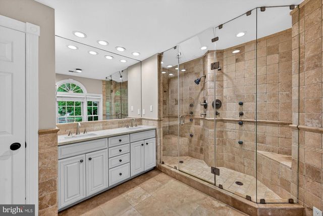 1507 NIGHT SHADE CT, Vienna, VA 22182