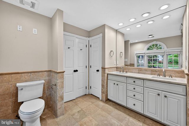 1507 NIGHT SHADE CT, Vienna, VA 22182