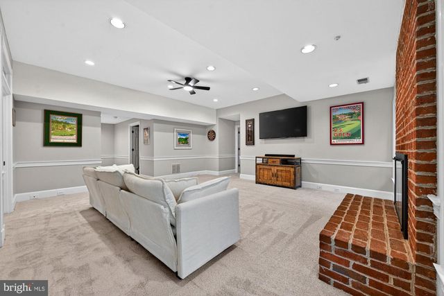 1507 NIGHT SHADE CT, Vienna, VA 22182
