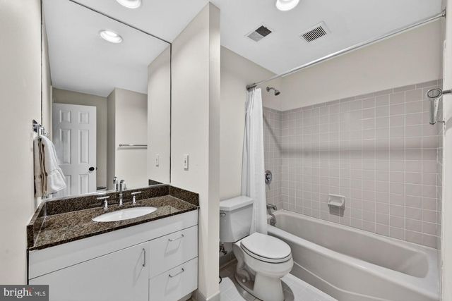 1507 NIGHT SHADE CT, Vienna, VA 22182