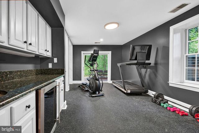 1507 NIGHT SHADE CT, Vienna, VA 22182