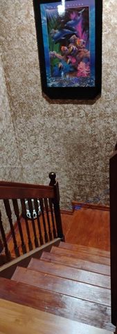 110 E Riverbend Dr, Sunrise, FL 33326