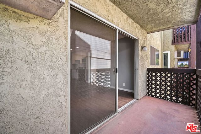 5840 Benner Street 205, Los Angeles, CA 90042