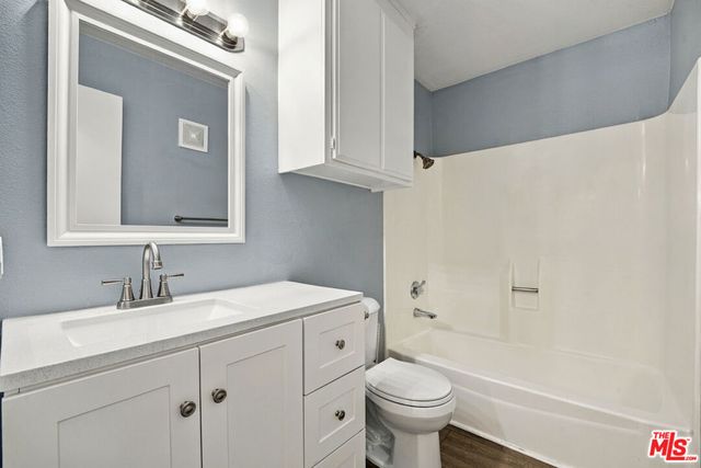 5840 Benner Street 205, Los Angeles, CA 90042