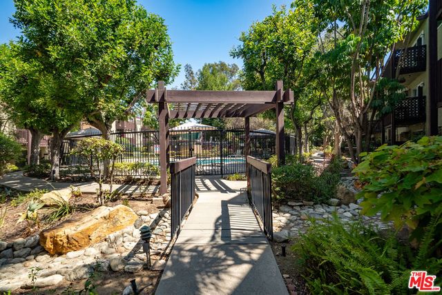 5840 Benner Street 205, Los Angeles, CA 90042