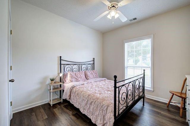 12 Independence Way NE, Cartersville, GA 30121