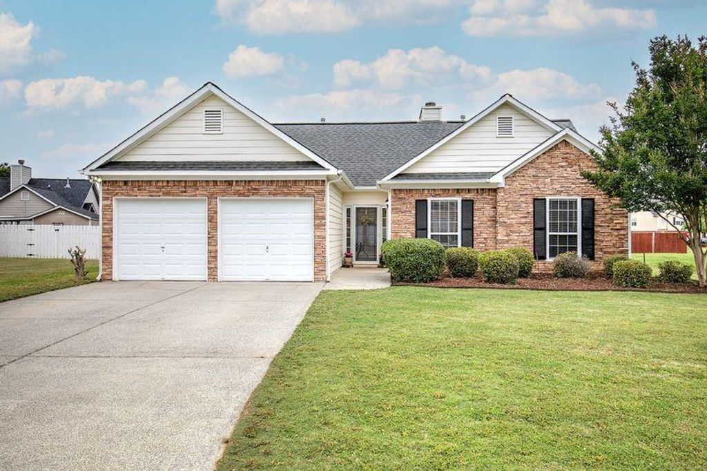 12 Independence Way NE, Cartersville, GA 30121