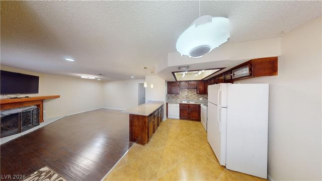 1316 Pinto Rock Lane 202, Las Vegas, NV 89128