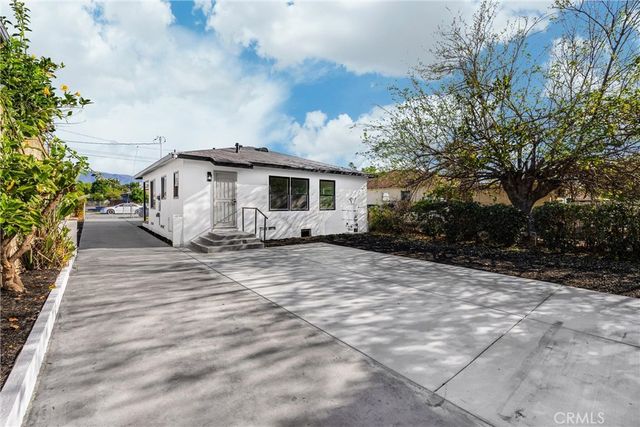1287 W 8th, San Bernardino, CA 92411