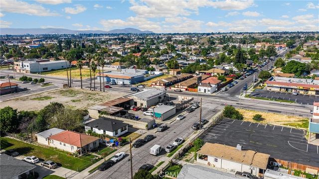 1287 W 8th, San Bernardino, CA 92411