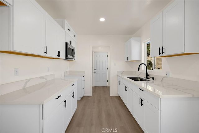 1287 W 8th, San Bernardino, CA 92411
