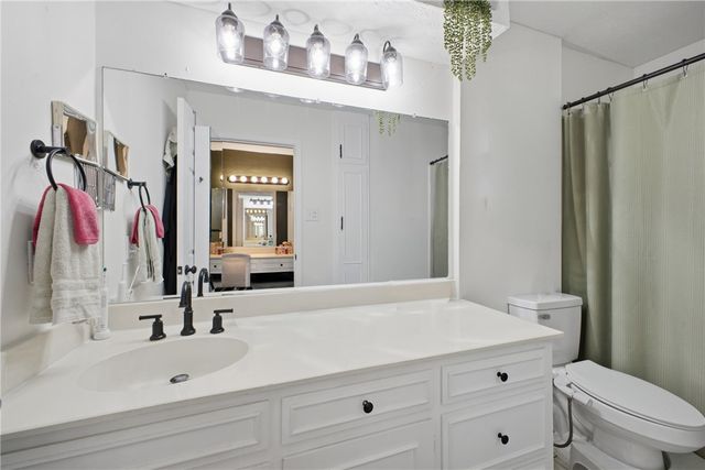 2012 Red River Drive, Bryan, TX 77802