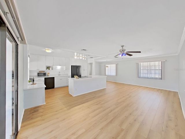 10711 DOWRY AVENUE, Tampa, FL 33615