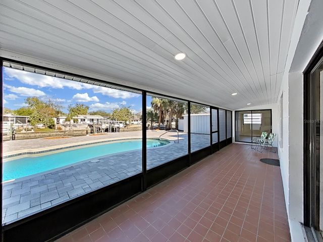 10711 DOWRY AVENUE, Tampa, FL 33615