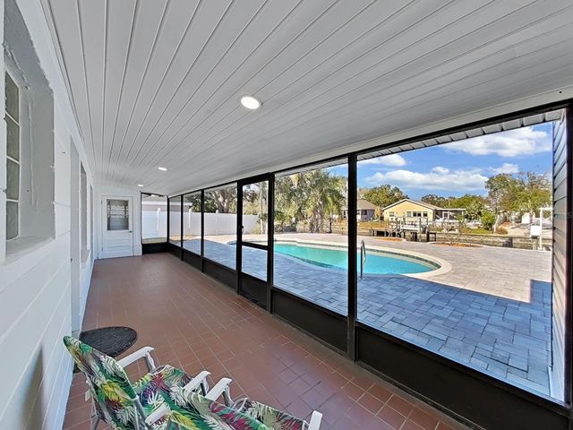 10711 DOWRY AVENUE, Tampa, FL 33615