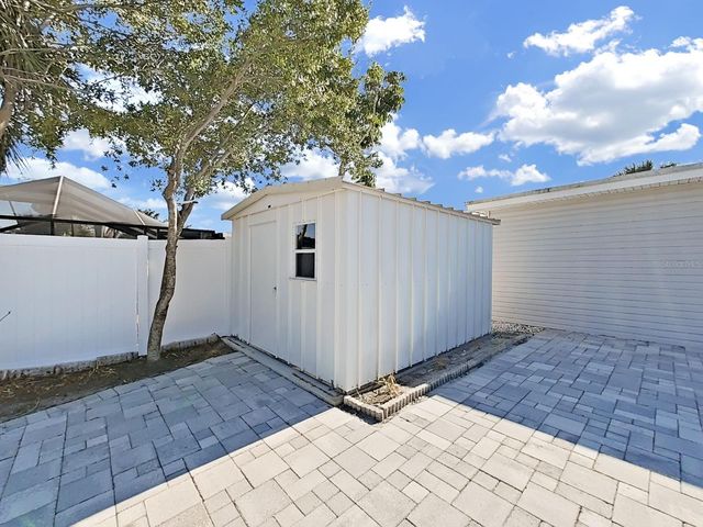 10711 DOWRY AVENUE, Tampa, FL 33615