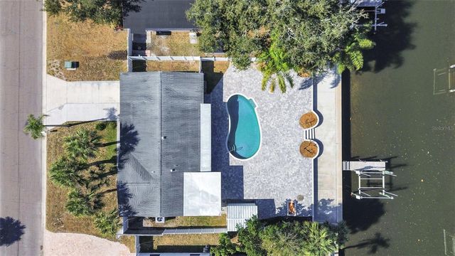 10711 DOWRY AVENUE, Tampa, FL 33615