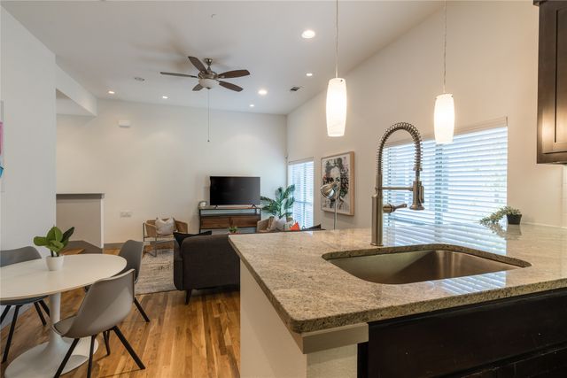 5017 Manett Street 102, Dallas, TX 75206