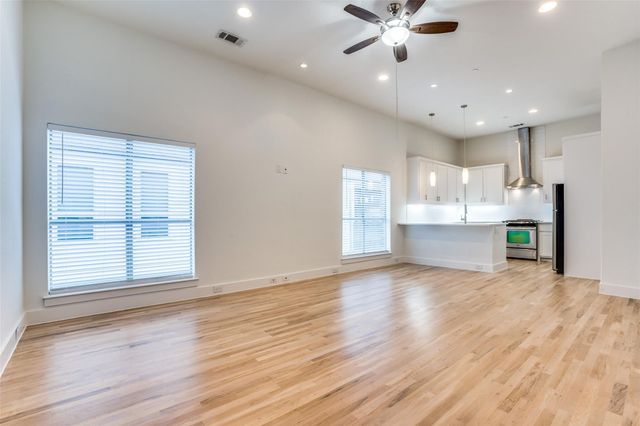 5017 Manett Street 102, Dallas, TX 75206