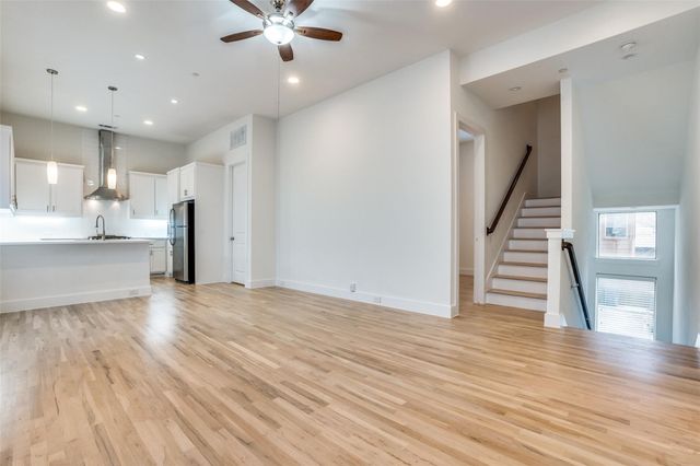 5017 Manett Street 102, Dallas, TX 75206