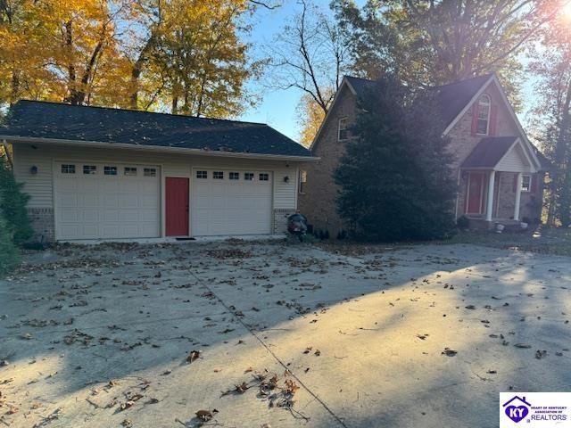 1124 Spring Shores Lane, Falls Of Rough, KY 40119