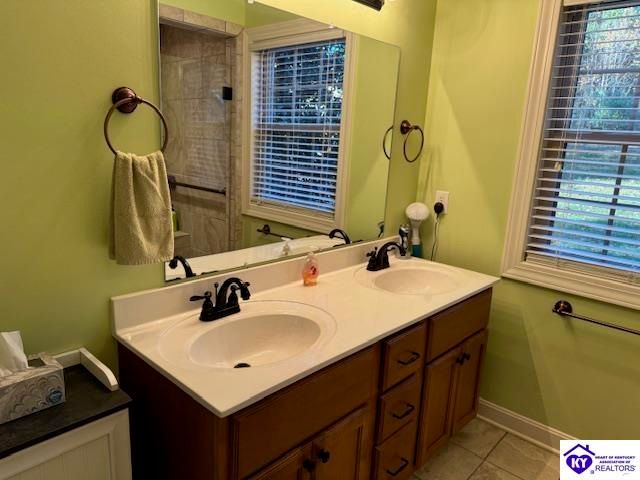 1124 Spring Shores Lane, Falls Of Rough, KY 40119