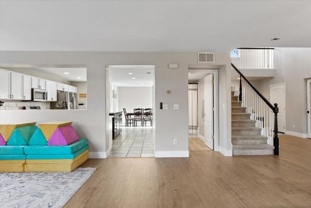 102 Marland Ct, Lincoln, CA 95648