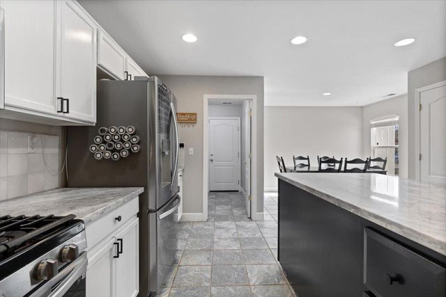 102 Marland Ct, Lincoln, CA 95648