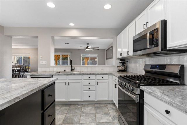 102 Marland Ct, Lincoln, CA 95648