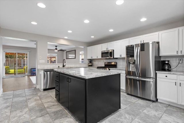 102 Marland Ct, Lincoln, CA 95648