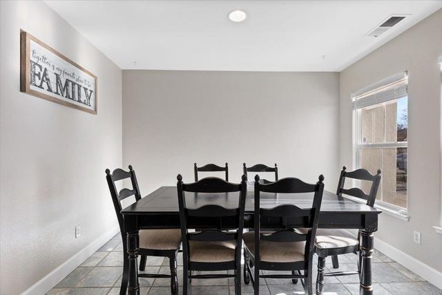 102 Marland Ct, Lincoln, CA 95648