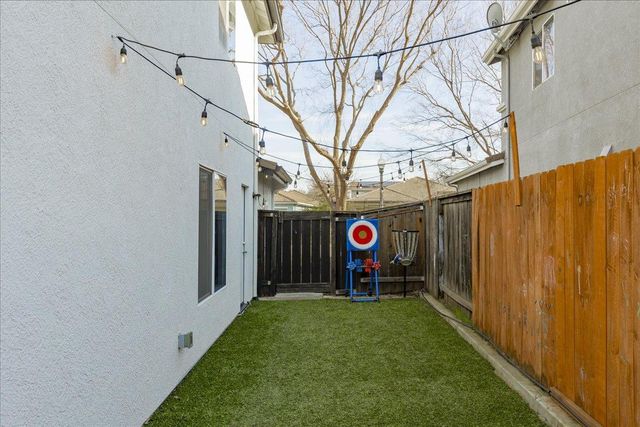 102 Marland Ct, Lincoln, CA 95648