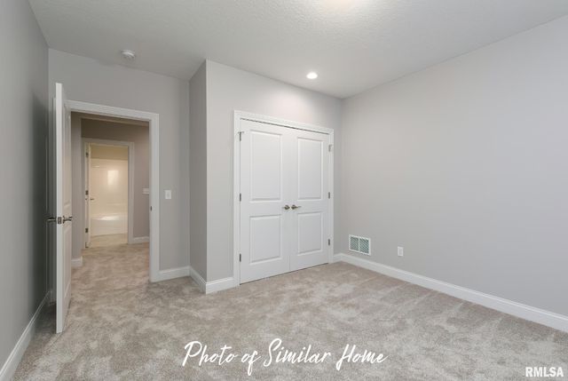 602 15TH Street, Le Claire, IA 52753