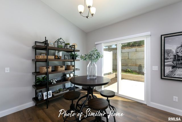 602 15TH Street, Le Claire, IA 52753