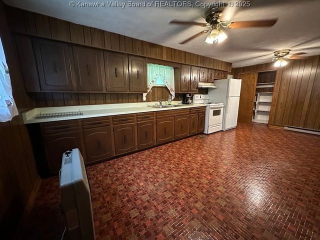 2145 Smith Road, Charleston, WV 25314
