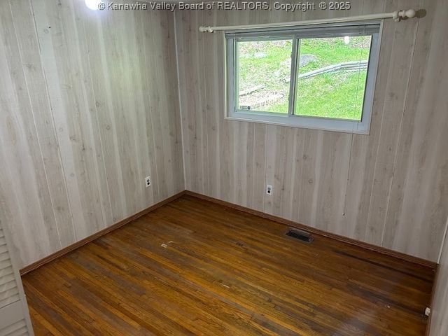 2145 Smith Road, Charleston, WV 25314